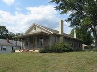 315 Harden St, Burlington, NC 27215