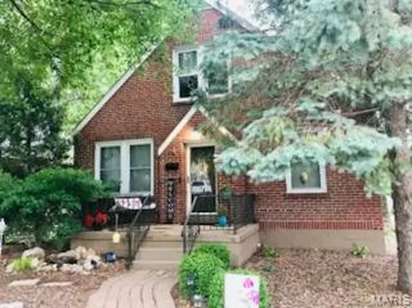 1122 Tompkins St, Saint Charles, MO 63301