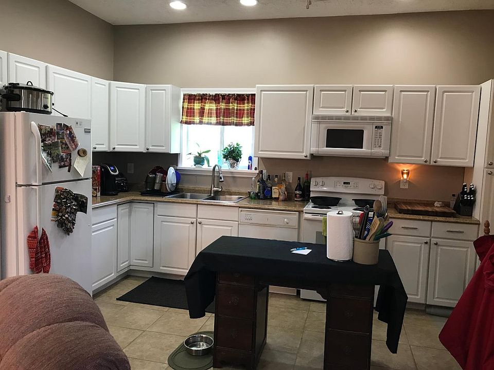 1st image of 329 Southside Dr