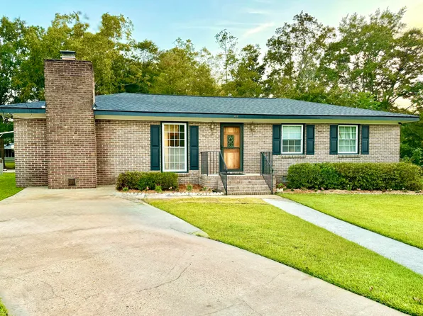 407 Farm Rd, Goose Creek, SC 29445