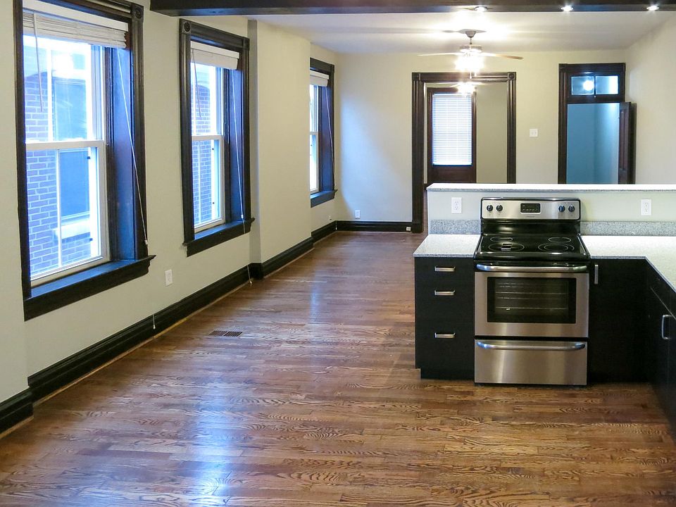 Plenty of room for dining table in kitchen