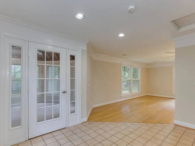 318 Powhatan Dr — Photo 23