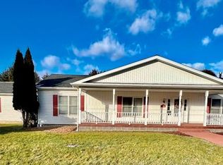 10 W Locust St, Coudersport, PA