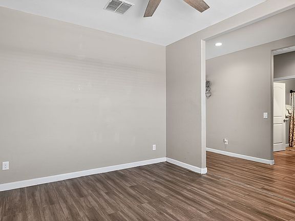 5th image of 3529 N Brooklyn Dr