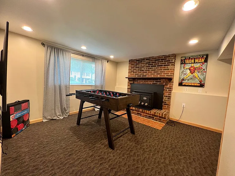 1349 Jennings Ct — Photo 11