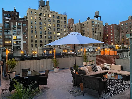 Rented by Bond New York | media 1