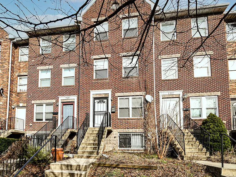 1319 Belmont St NW — Photo 1