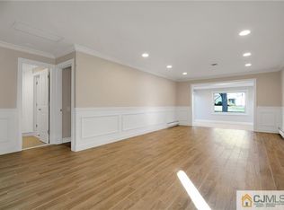 203 Newport Rd, Monroe Township, NJ 08831