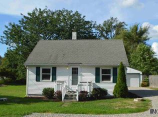 3802 W Sterns Rd, Lambertville, MI 48144