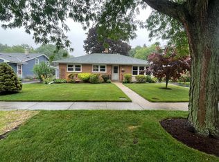 558 Drake St, Libertyville, IL