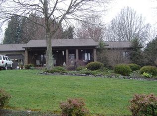 4037 Hemingway Dr, Hickory, NC 28601