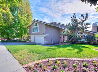 894 Deborah St, Upland, CA 91784