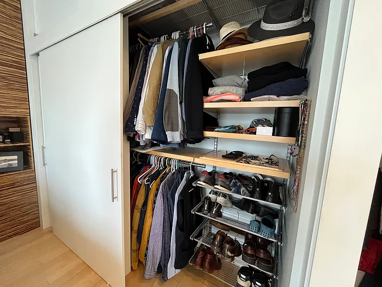 24 Strong Ave — Photo 24