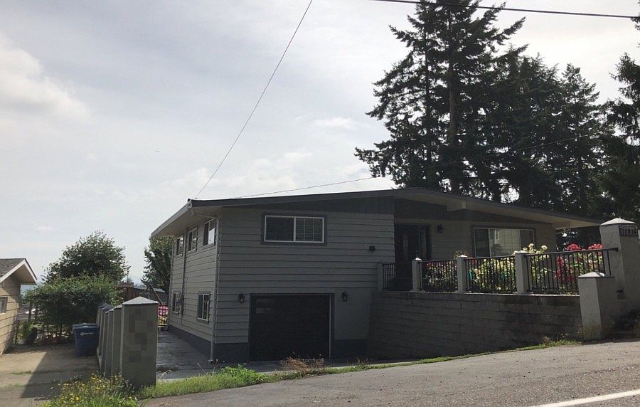 2nd image of 18936 46th Ave S