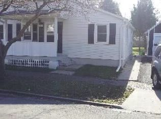 571 2nd Ave, Aurora, IL 60505