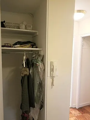 Rented by Manhattan Apartment Organization | media 40