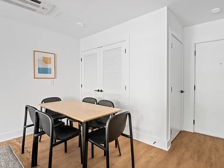 District - Co-Living — Photo 7