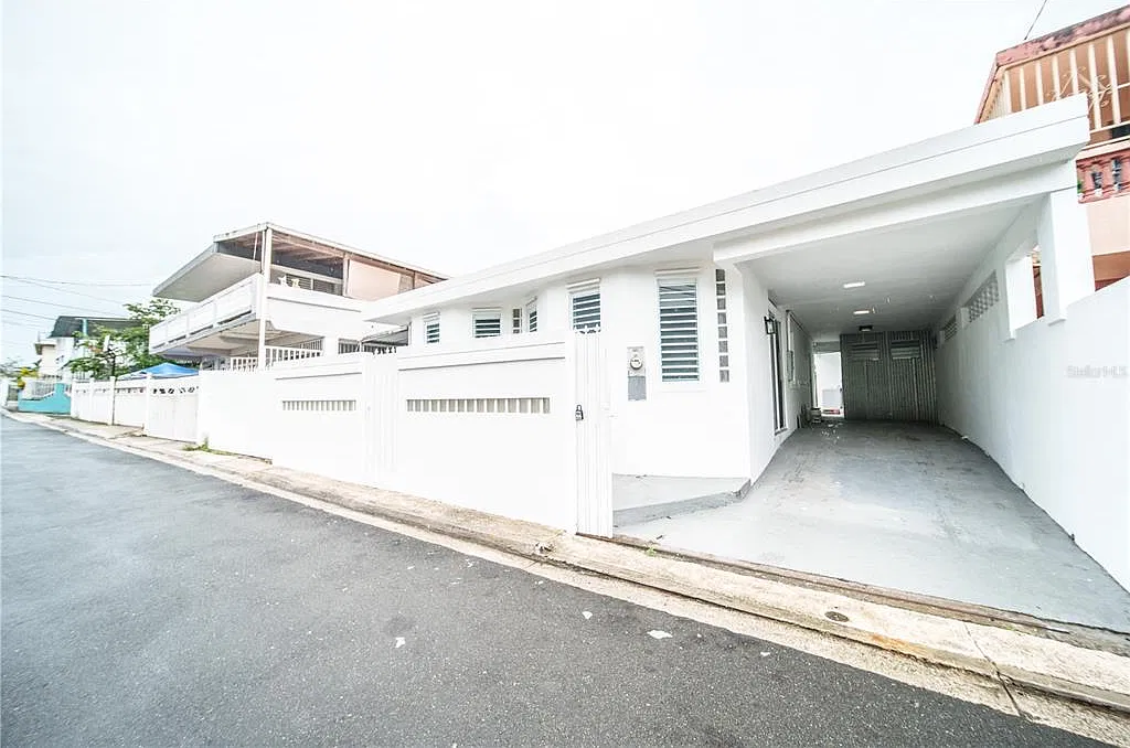 4 bed, 3.0 bath, 1250 sqft, $1,600 — Photo 1