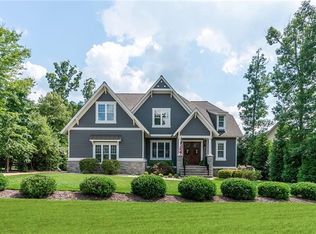 15713 Draycot Dr, Midlothian, VA 23112