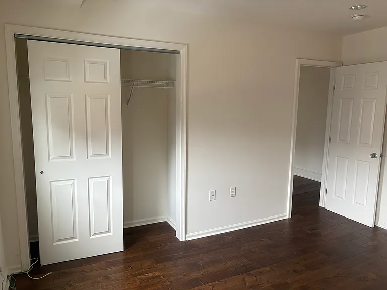 2301 E Albert St — Photo 9