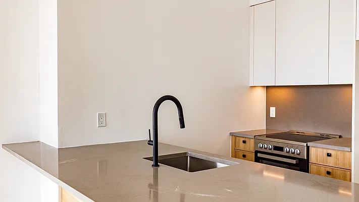 Rented by Nooklyn NYC LLC | media 53