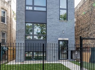 721 N Hamlin Ave #3, Chicago, IL 60624