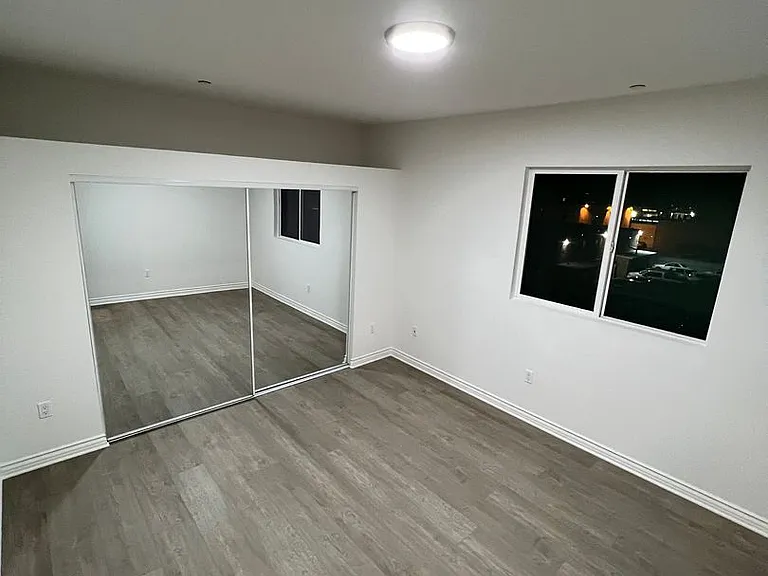 Yaya Laurel 1 Apartments — Photo 13