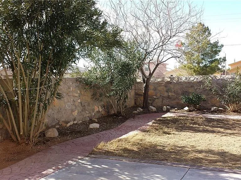 4541 Joseph Rodriguez Dr — Photo 14