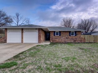 837 E Magnolia Rd, Salina, KS 67401