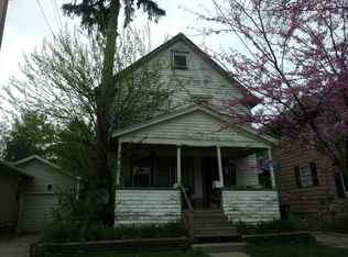 1417 Vine St, Lansing, MI 48912