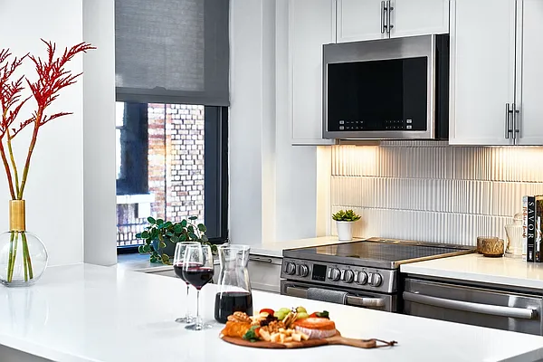 Rented by Herald Towers LLC | media 18