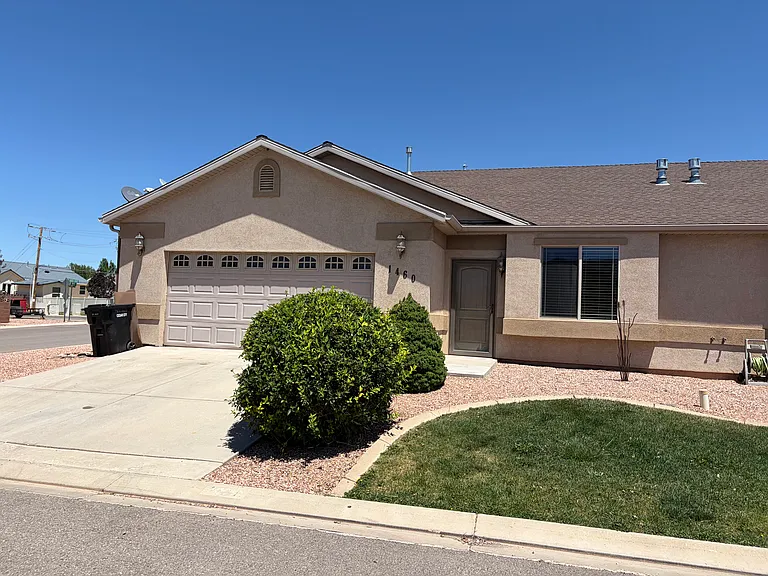1460 N 400 W — Photo 1
