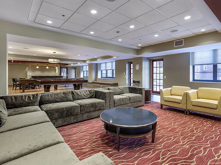 Broadview Apartments — Photo 6