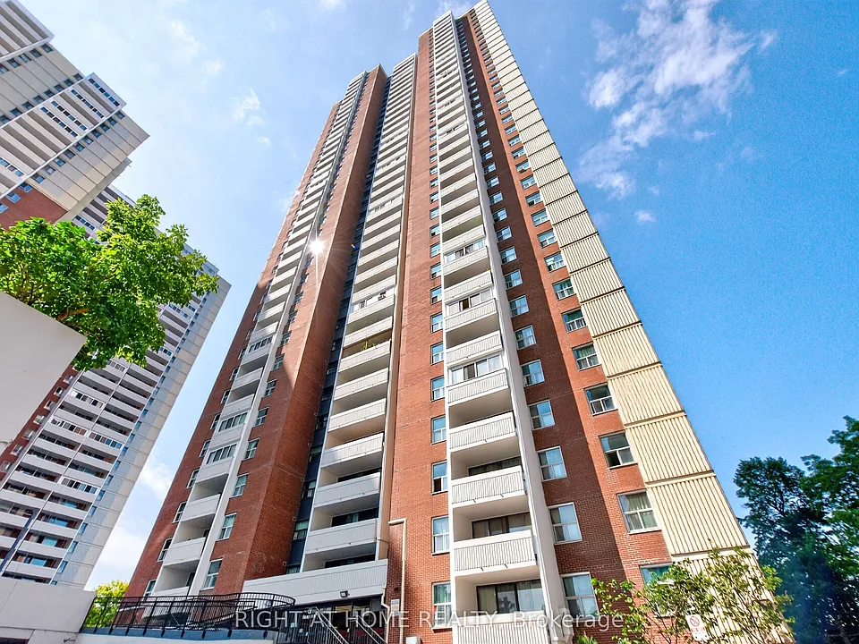 3 Massey Sq #2407