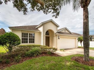 370 Henley Cir, Davenport, FL 33896