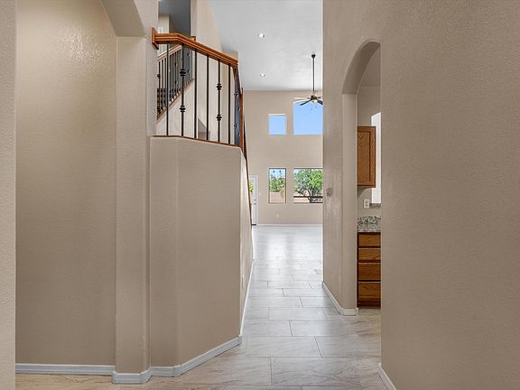 3rd image of 1424 Danzante Dr SE