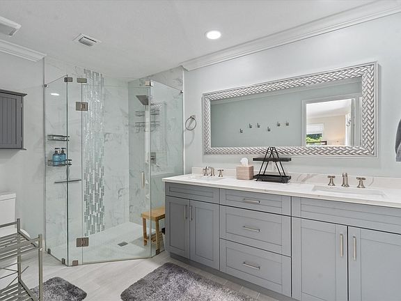 5th image of 108 SE 31st Ave #108