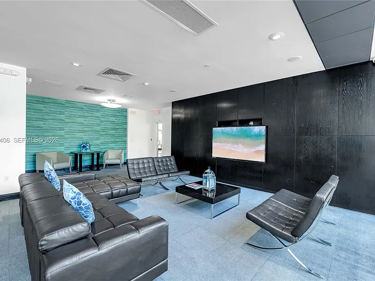 1200 West Ave #811 — Photo 24