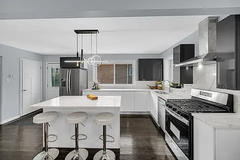 3 bed, 2.5 bath, 1222 sqft, $2,950 — Photo 4
