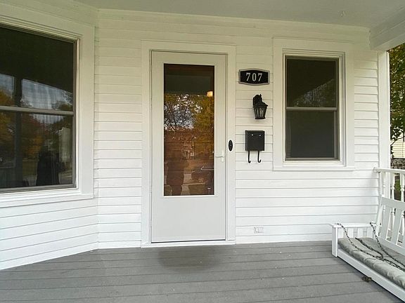 3rd image of 707 Prospect Ave