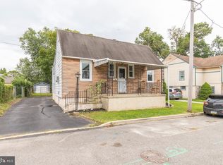 1304 Della Camera Ave, Swarthmore, PA 19081