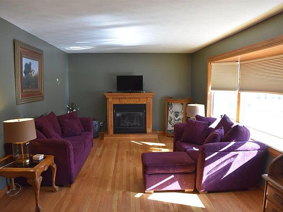 3rd image of 3927 N Sugar Ln