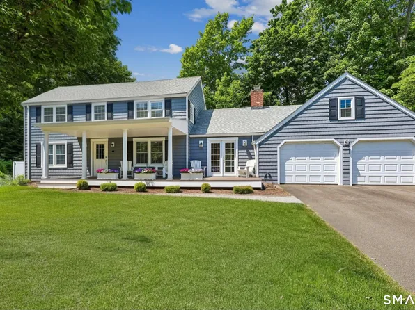 6 Fencove Court, Old Saybrook, CT 06475