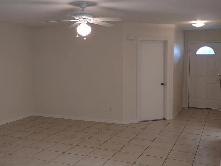 7446 Pond Cir — Photo 8