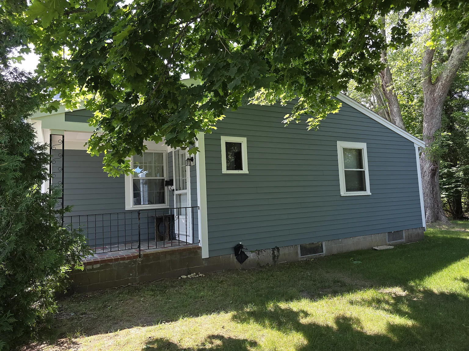 1 bed, 500 sqft, $1,900 — Photo 3