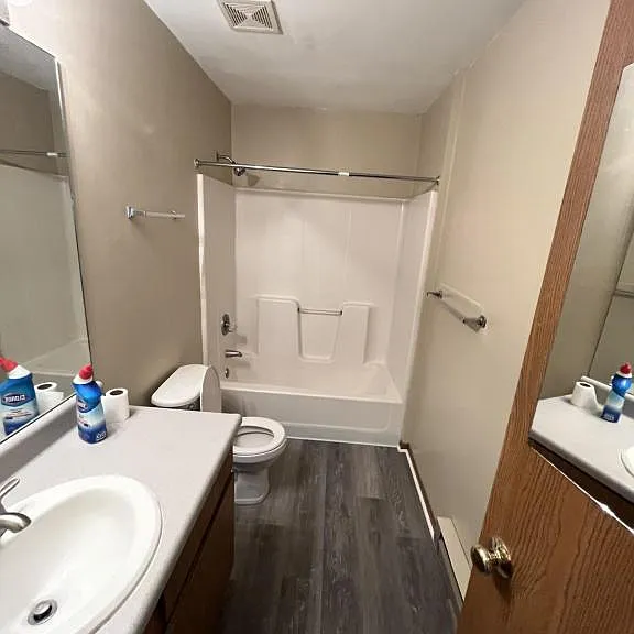 1404 Greene St #29 — Photo 5