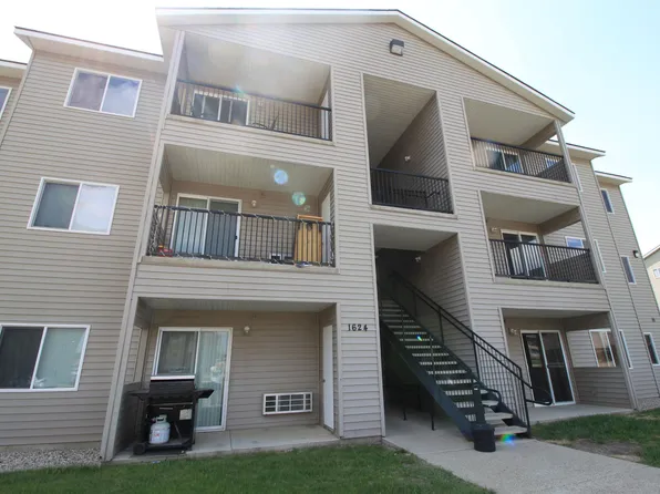 1620 20th Ave NW APT 101, Minot, ND 58703