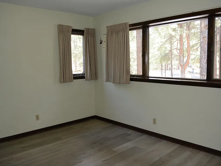 1st bedroom