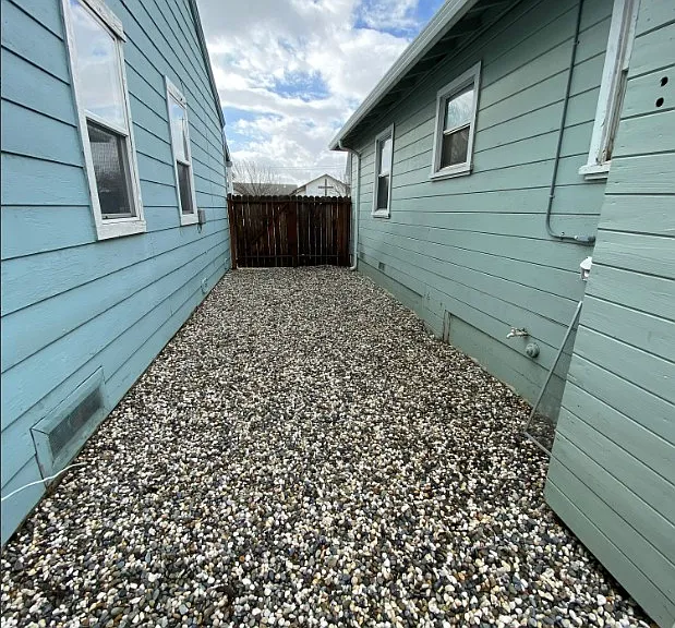 1140 Broadway St — Photo 22
