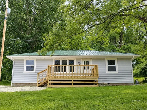 1075 Neighborhood Rd, Gallipolis, OH 45631